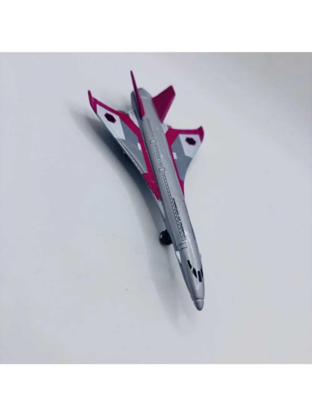 Vintage Lot of Diecast Commercial Aircraft. Set of 5! 3 Planes are Matchbox!